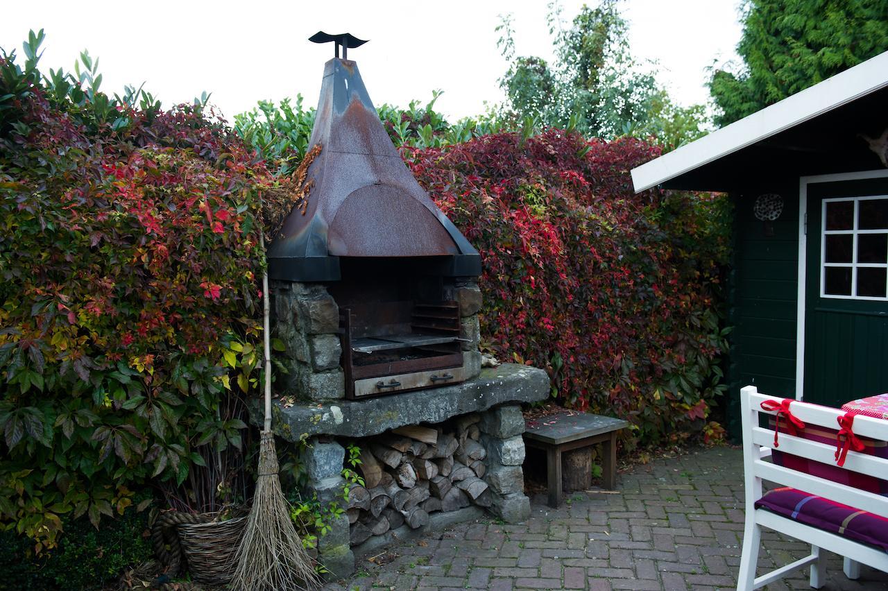B&B Aan De Burgt Boekel Exterior foto